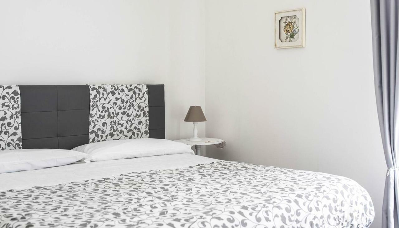 B&B Liola باتي المظهر الخارجي الصورة